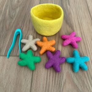 Lovevery Transfer Tweezers & Felt Stars